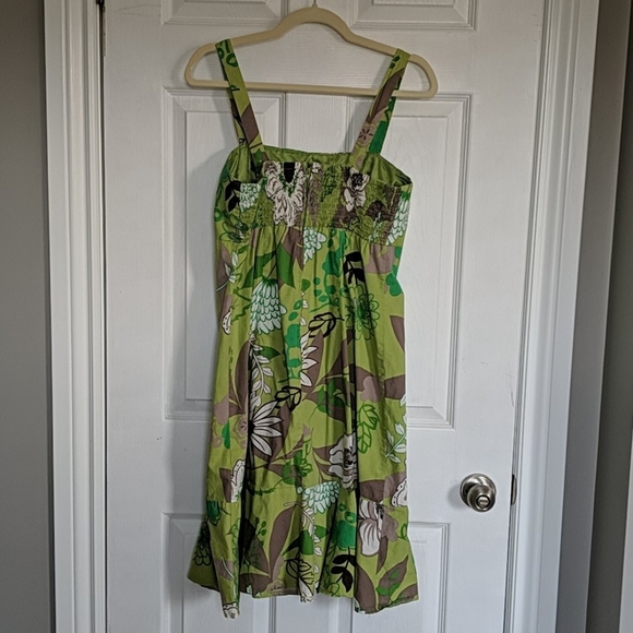 Tropical Pattern Dress with Ruffle - Picture 2 of 3